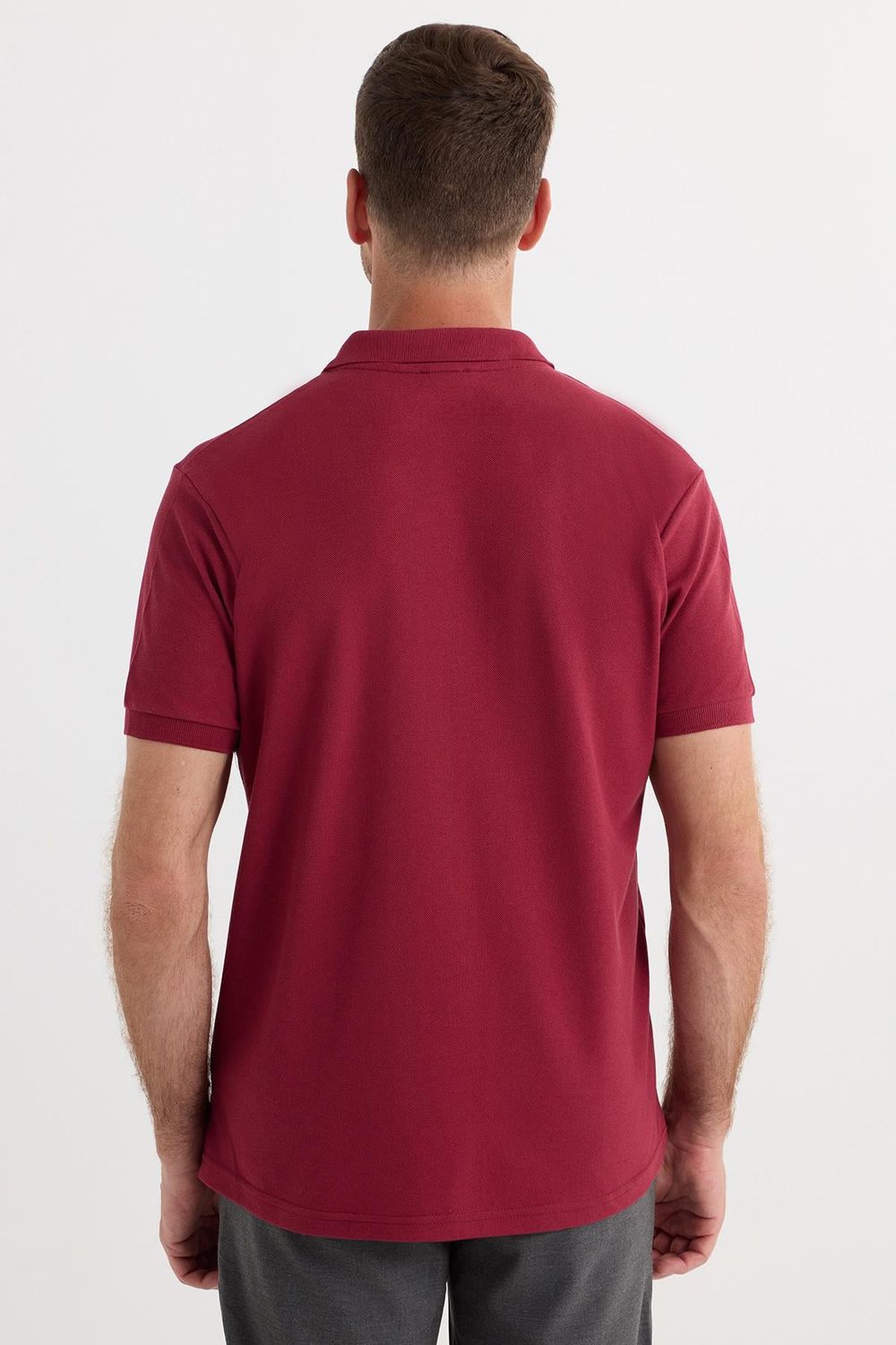 Erkek Regular Fit Klasik Kesim Pamuklu Yumuşak Dokulu Serin Tutan Kumaş Düz Kırmızı Polo Yaka Tişört