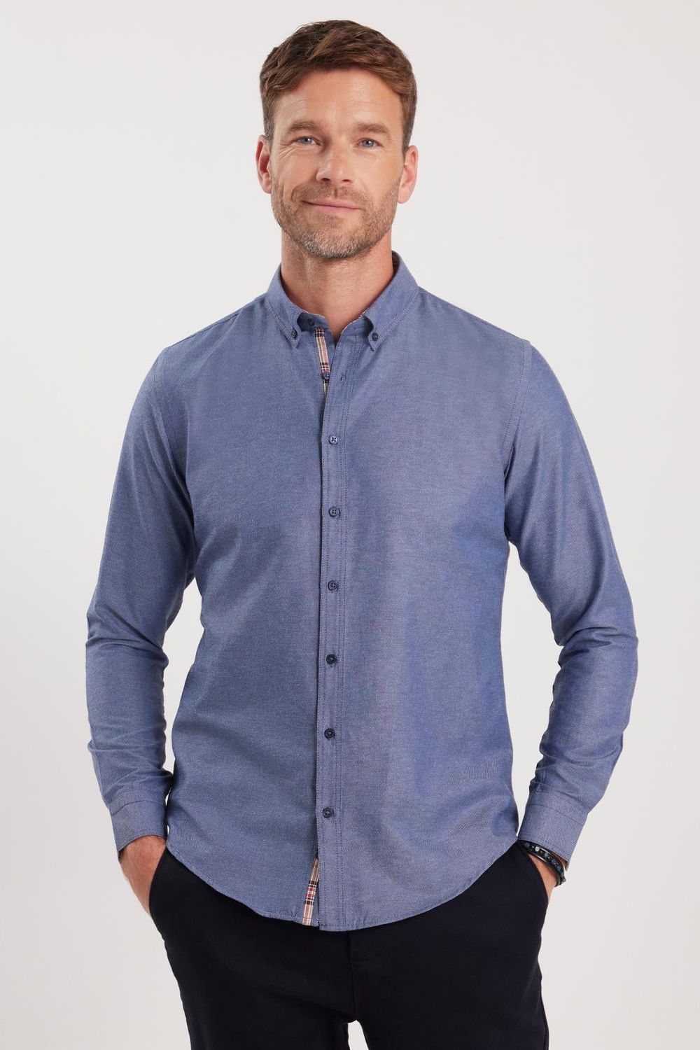 Erkek Slim Fit Dar Kesim Uzun Kollu Pamuklu Oxford Doku Lacivert Düğmeli Yaka Gömlek