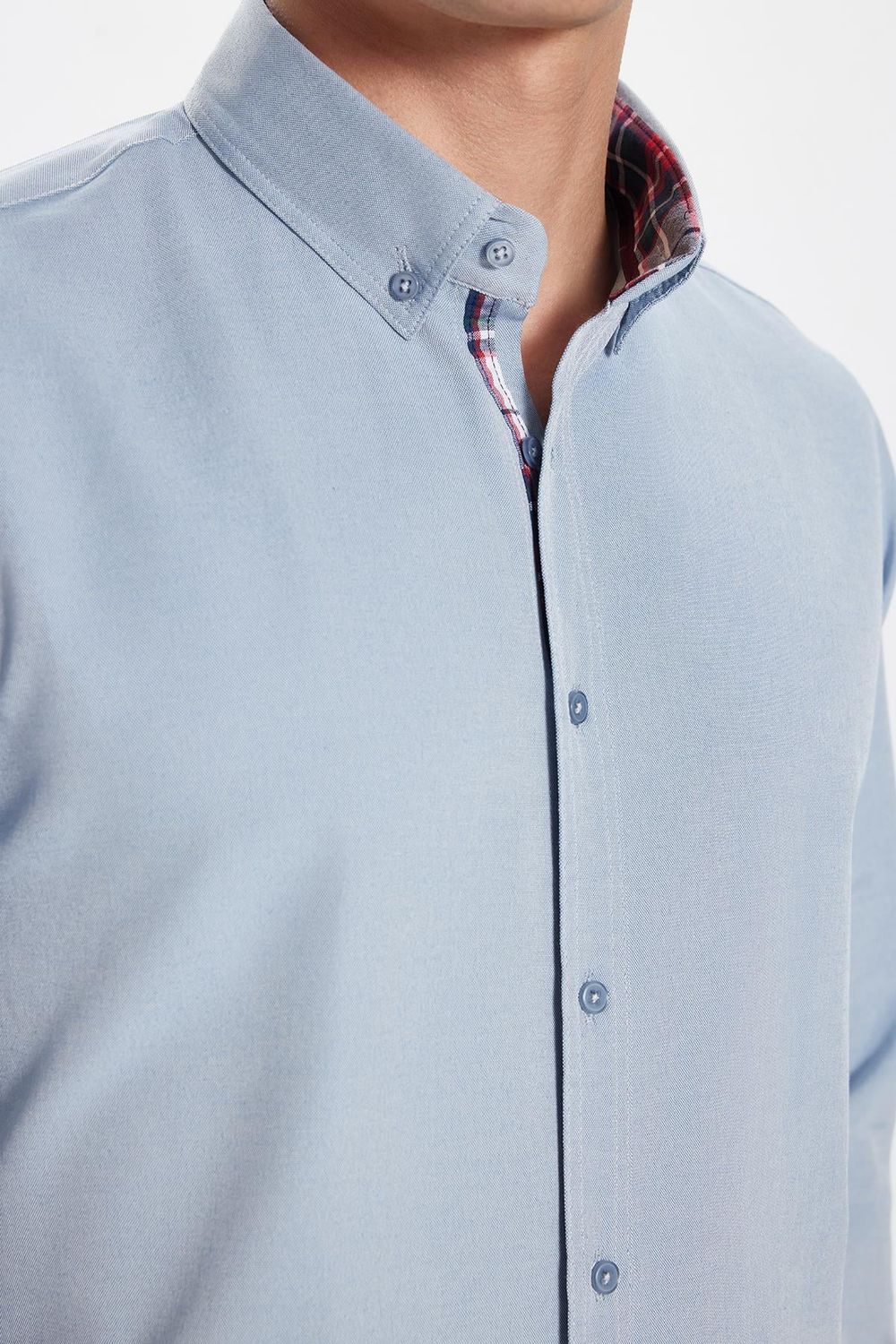 Erkek Slim Fit Dar Kesim Uzun Kollu Pamuklu Oxford Doku Kolay Ütülenebilir Mavi Düğmeli Yaka Gömlek