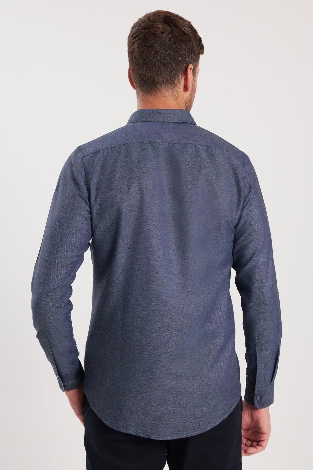 Erkek Slim Fit Dar Kesim Uzun Kollu Pamuklu Oxford Doku Kolay Ütülenebilir Mavi Düğmeli Yaka Gömlek