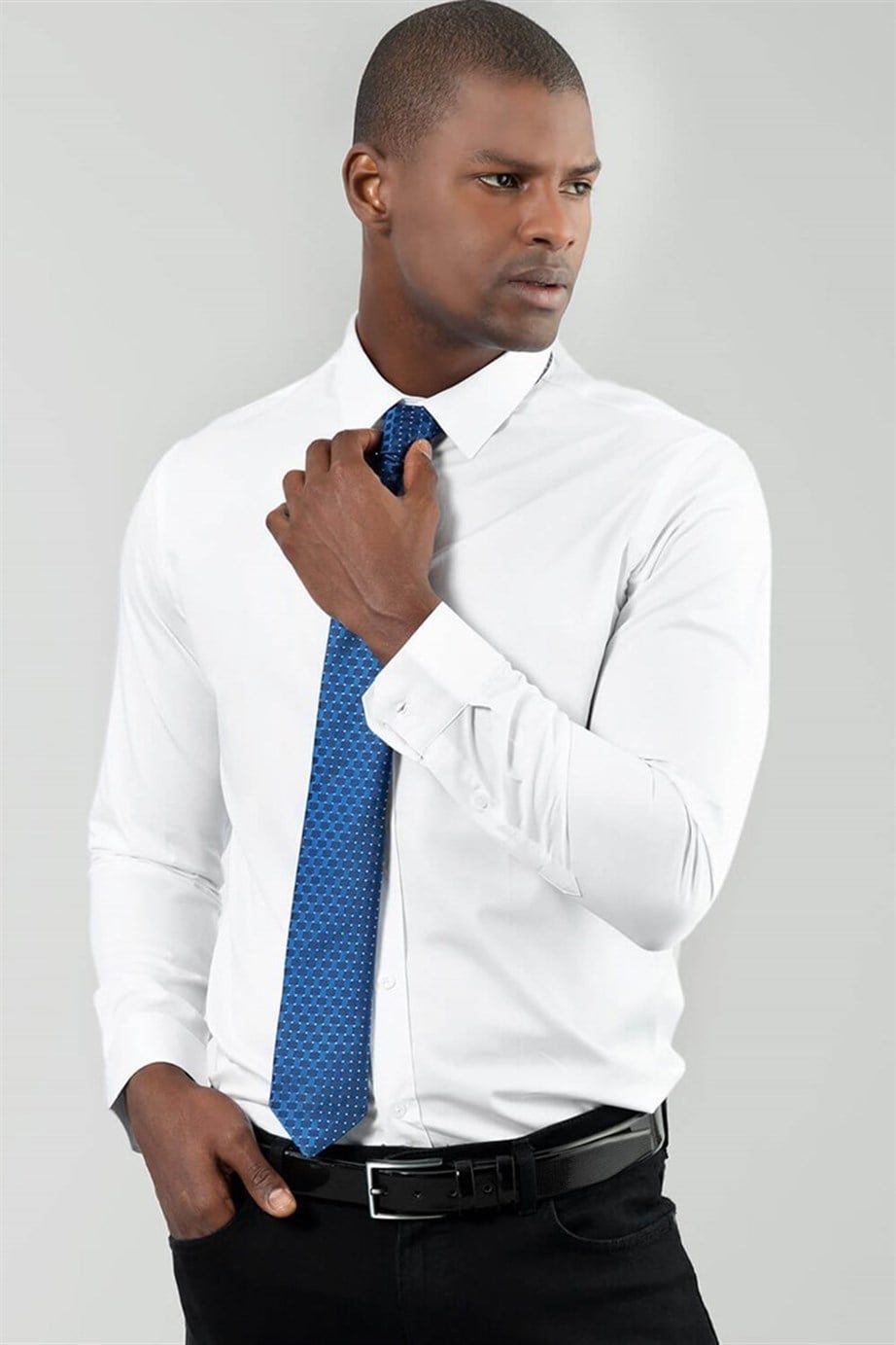 Slim Fit Uzun Kollu Düz İnce Pamuk Saten Erkek Beyaz Gömlek