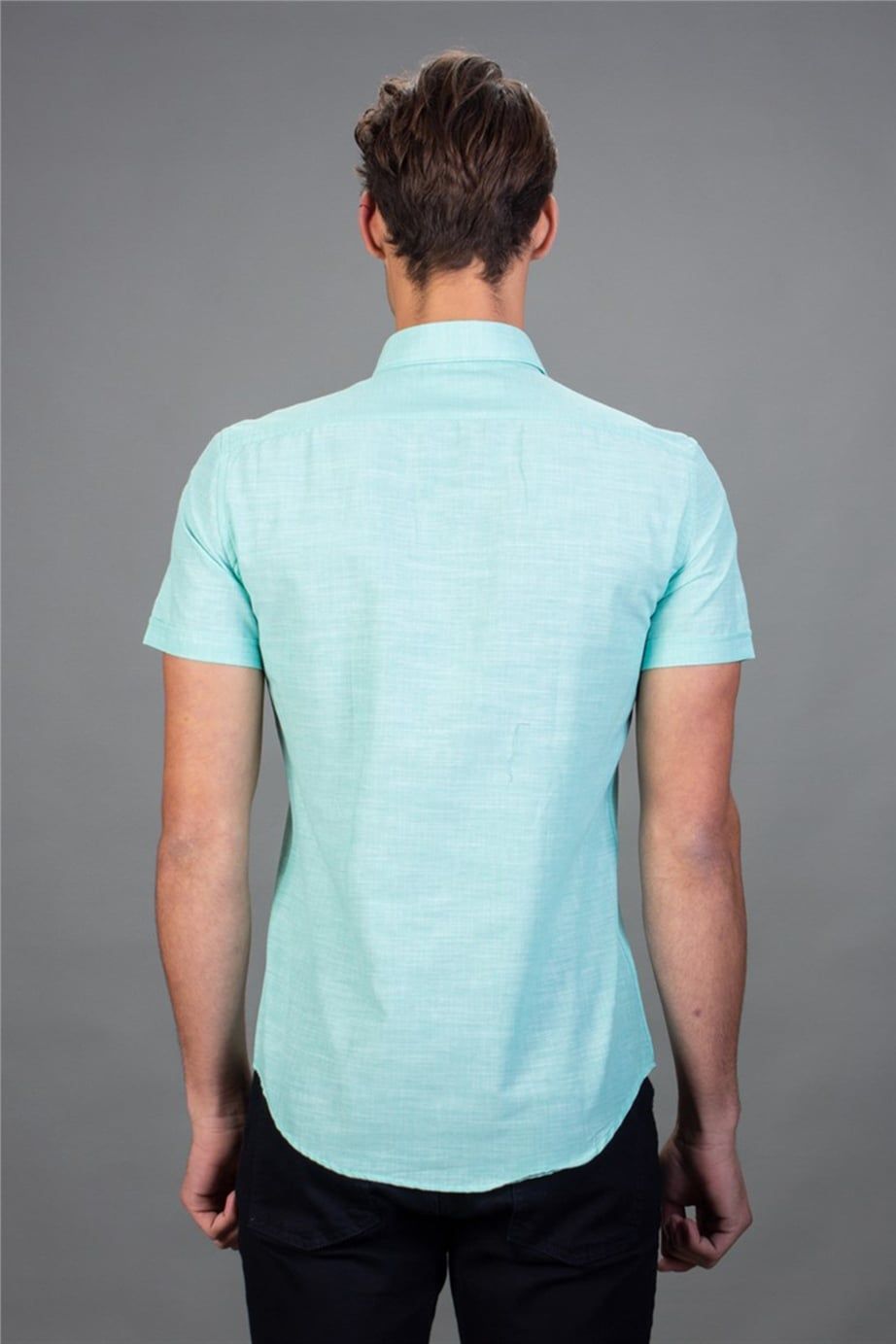Slim Fit Dar Kesim Spor Kısa Kol Erkek Gömlek