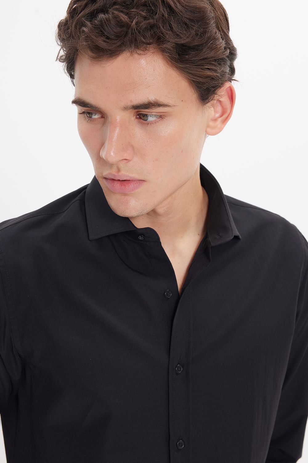 Slim Fit Uzun Kollu Pamuklu Kolay Ütü Siyah Erkek Gömlek