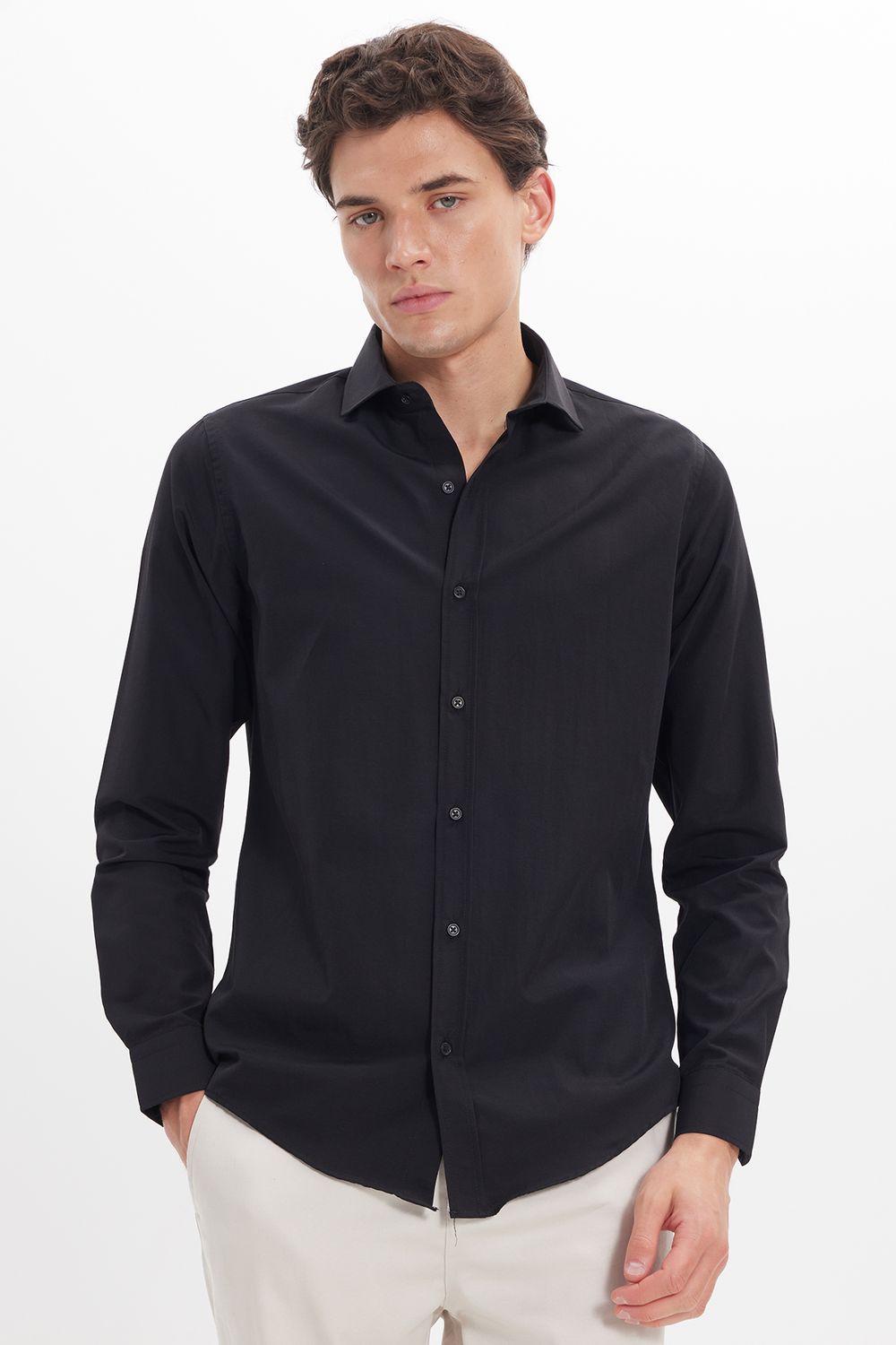 Slim Fit Uzun Kollu Pamuklu Kolay Ütü Siyah Erkek Gömlek