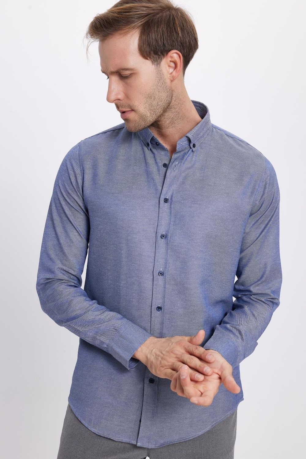 Slim Fit Uzun Kollu Düğmeli Yaka Pamuklu Kolay Ütü Düz Erkek Gömlek