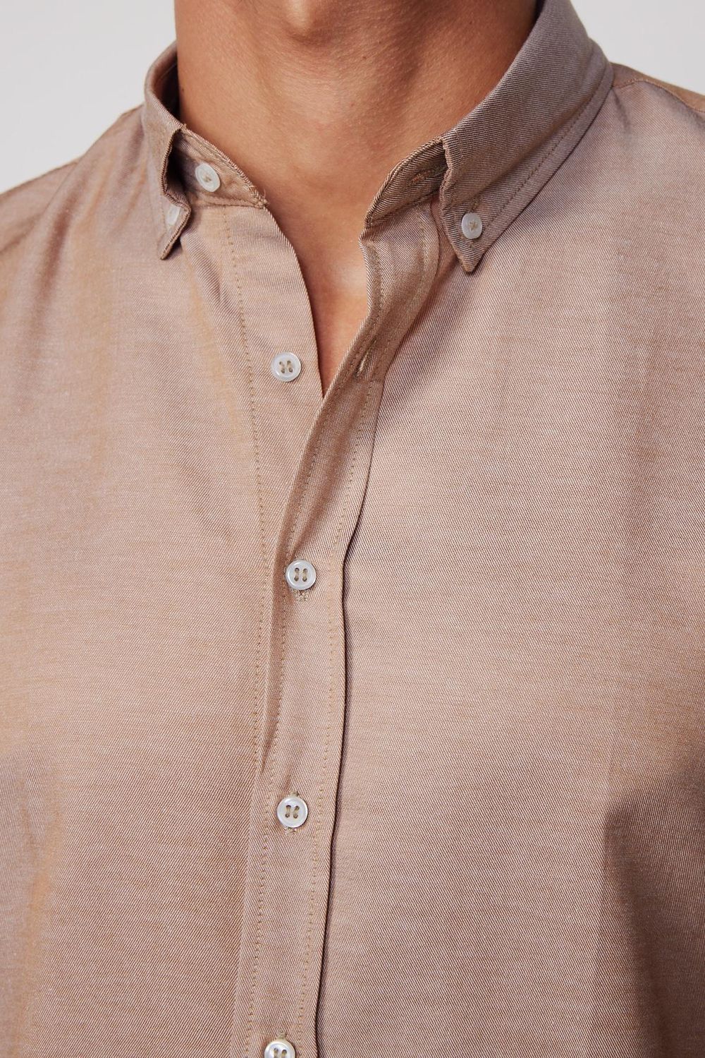 Slim Fit Pamuklu Kolay Ütü Düz Erkek Kum Gömlek