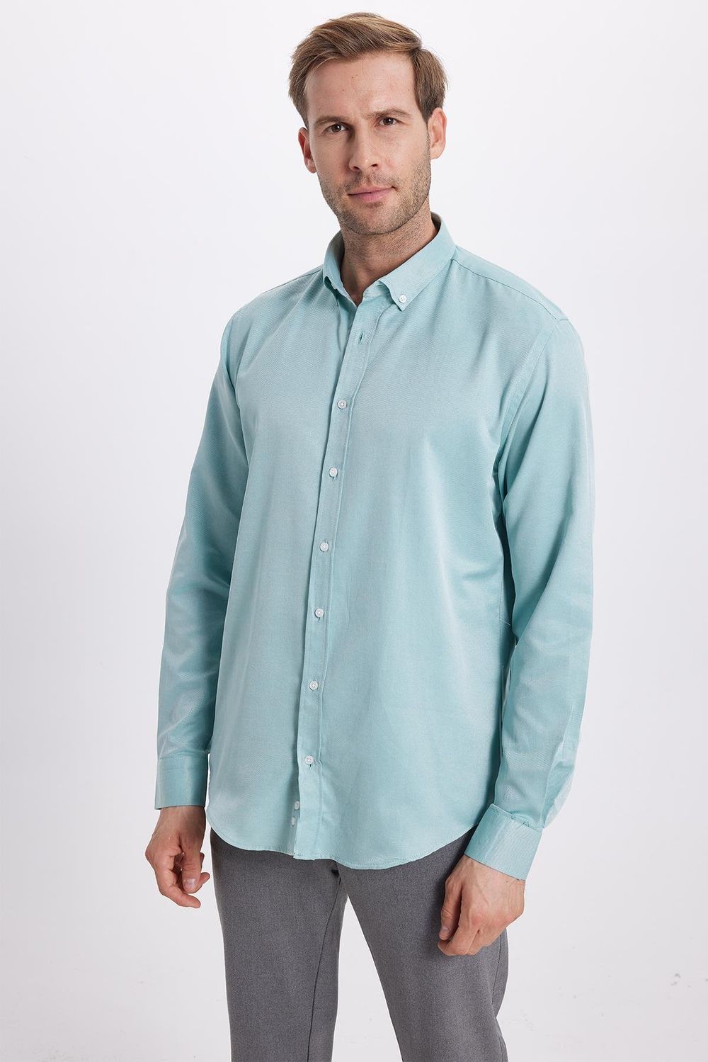 Erkek Slim Fit Dar Kesim Pamuklu Kolay Ütü Yeşil Düğmeli Yaka Gömlek