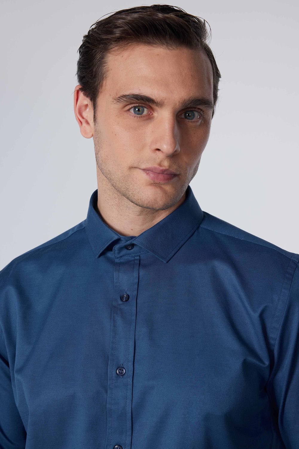 Slim Fit Likralı Düz Pamuk Saten Erkek Mavi Gömlek