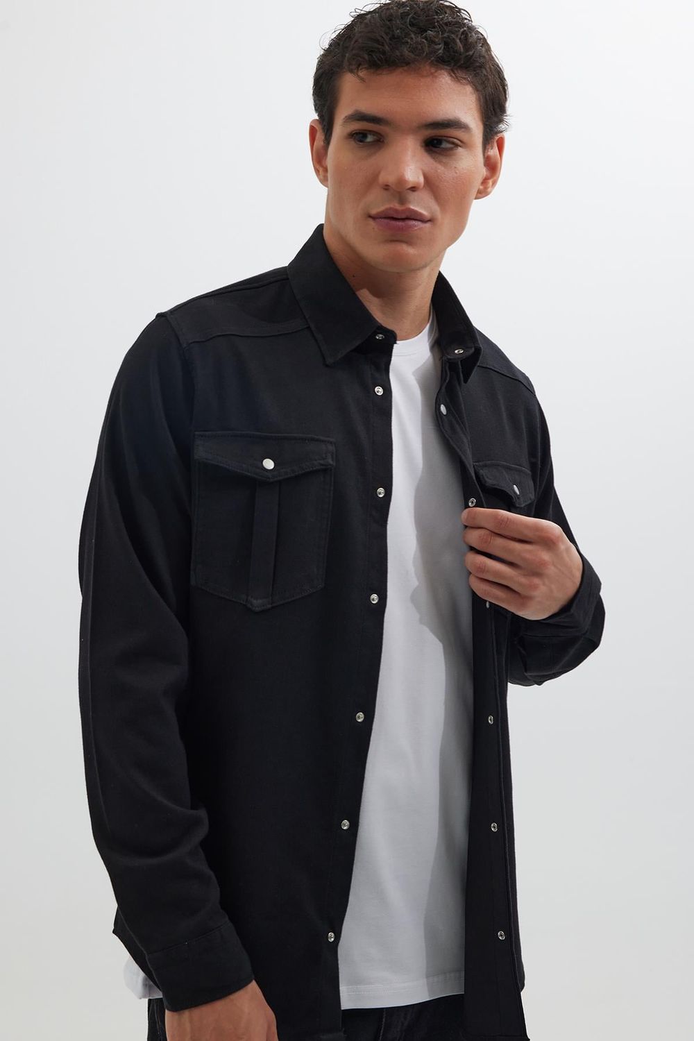 Slim Fit Uzun Kollu Dar Kesim Denim Kot Çift Cepli Spor Yaka Erkek Siyah Gömlek