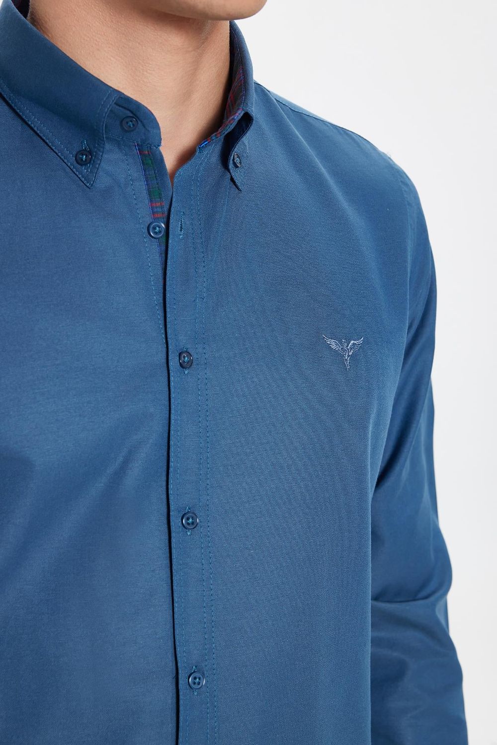 Erkek Slim Fit Dar Kesim Uzun Kollu Pamuklu Oxford Doku Petrol Renk Düğmeli Yaka Gömlek