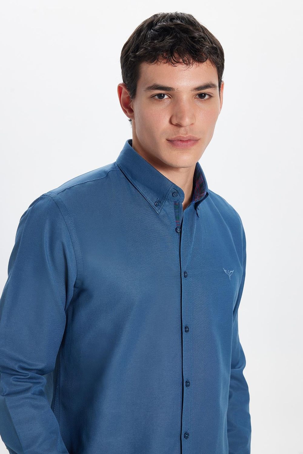 Erkek Slim Fit Dar Kesim Uzun Kollu Pamuklu Oxford Doku Petrol Renk Düğmeli Yaka Gömlek