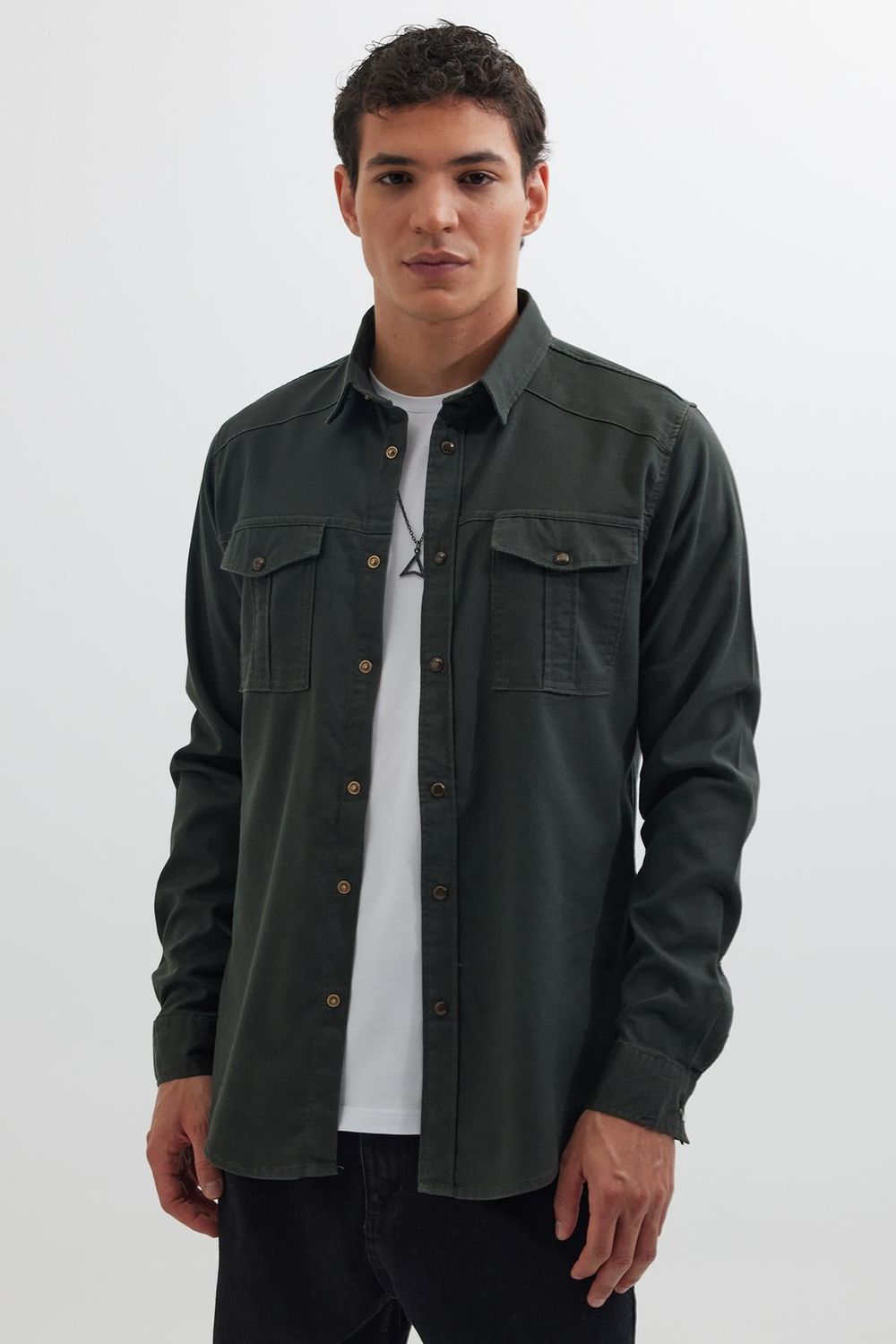 Slim Fit Uzun Kollu Spor Yaka Yıkamalı Çift Cepli Armürlü Denim Kot Erkek Haki Gömlek