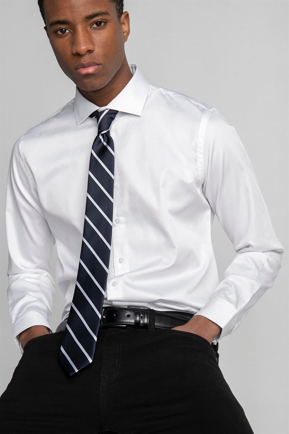 Slim Fit %100 Koton Saten Premium Erkek Beyaz Gömlek