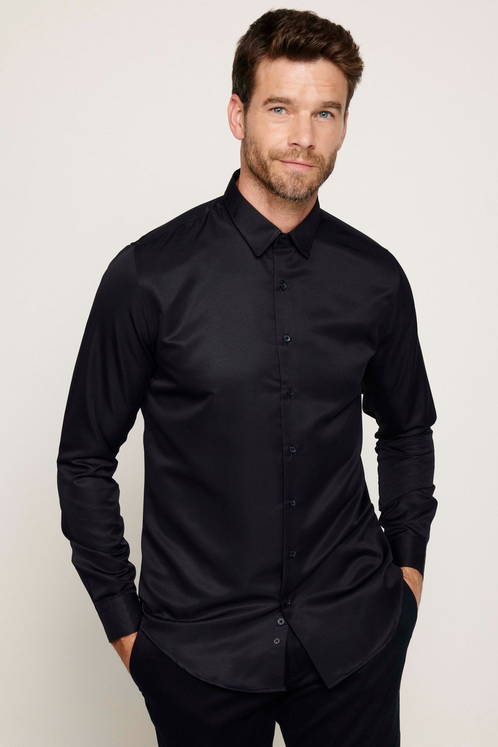 Slim Fit Kolay Ütülenebilir Ter Konforu Sağlayan Kravatlık Yaka Dört Mevsim Siyah Erkek Gömlek