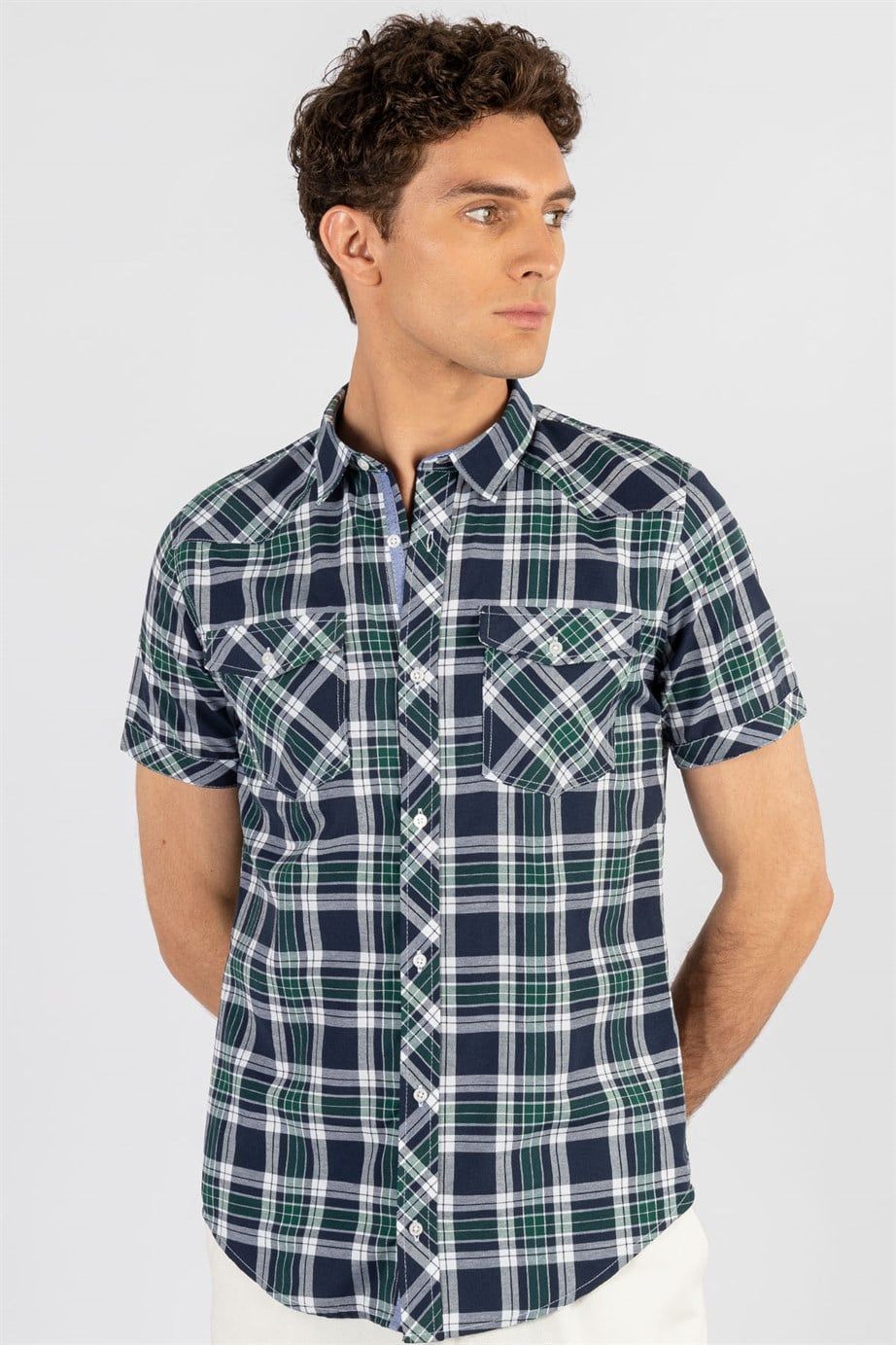 Slim Fit Kısa Kol Ekose Çift Cep Kapaklı Teksas Model Erkek Gömlek
