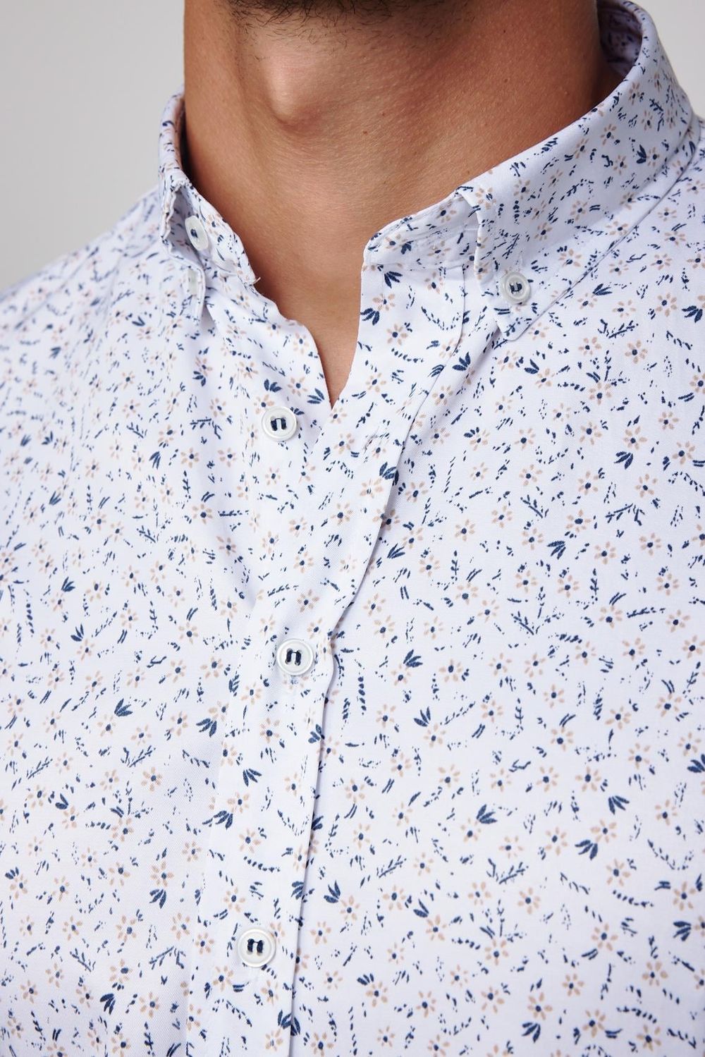 Slim Fit Dar Kesim Pamuklu Kolay Ütülenebilir Desenli Erkek Beyaz Gömlek