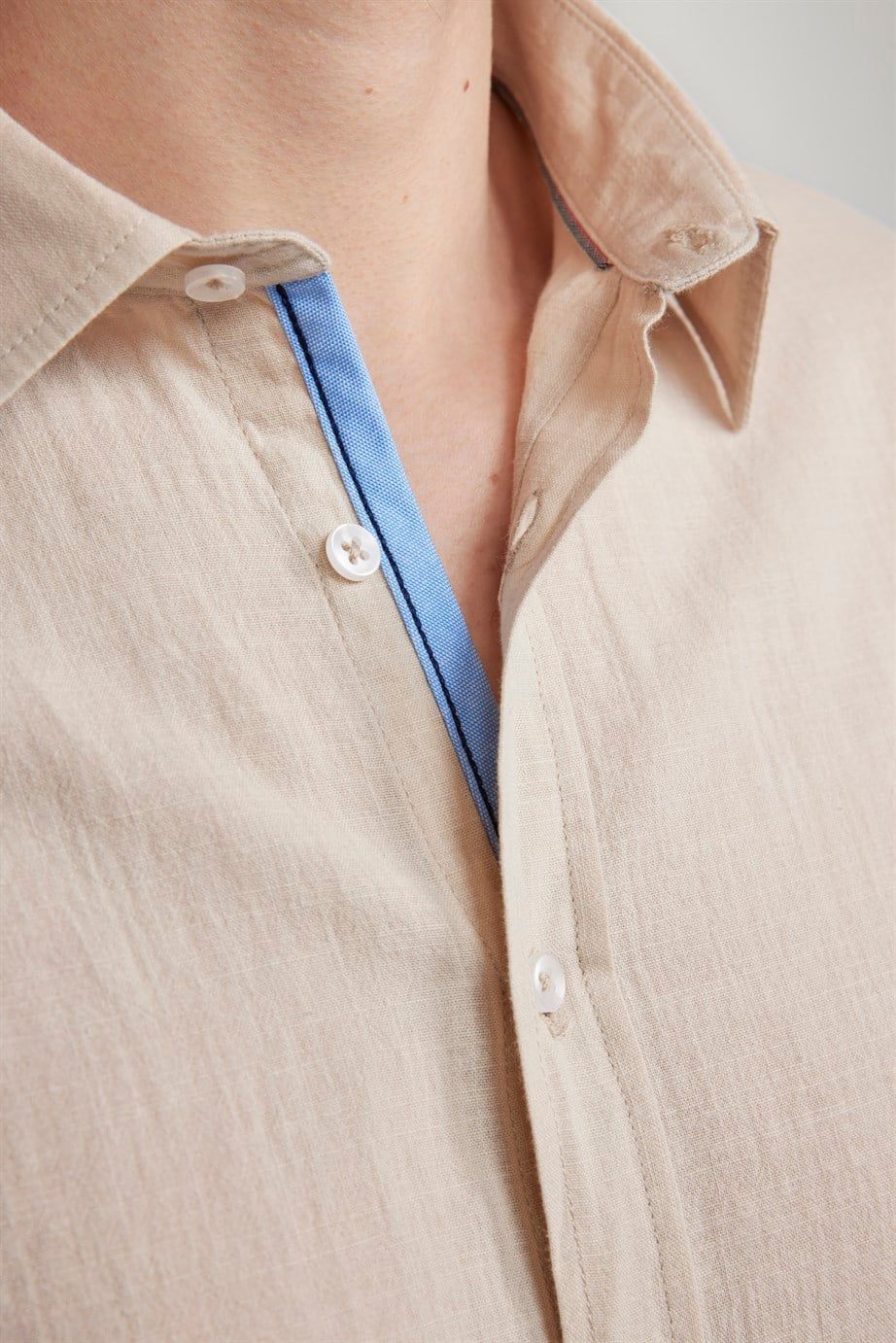 Slim Fit Kısa Kol Cepli Biyeli Flam Pamuk Gömlek
