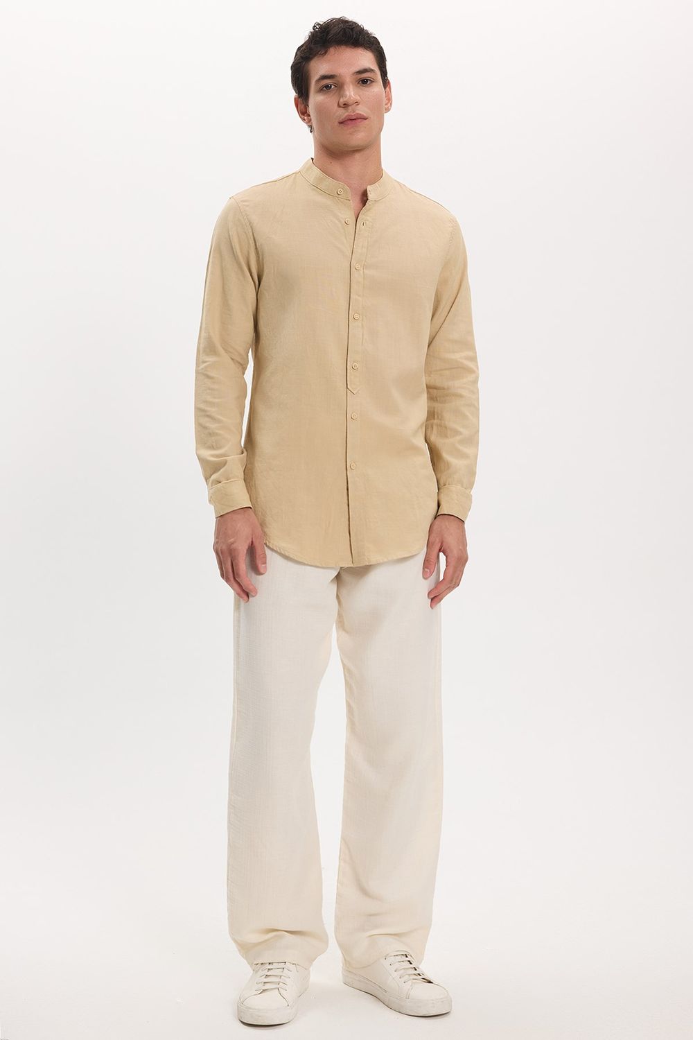 Erkek Slim Fit Dar Kesim Uzun Kollu %100 Pamuk Keten Doku Hakim Yaka Bej Gömlek