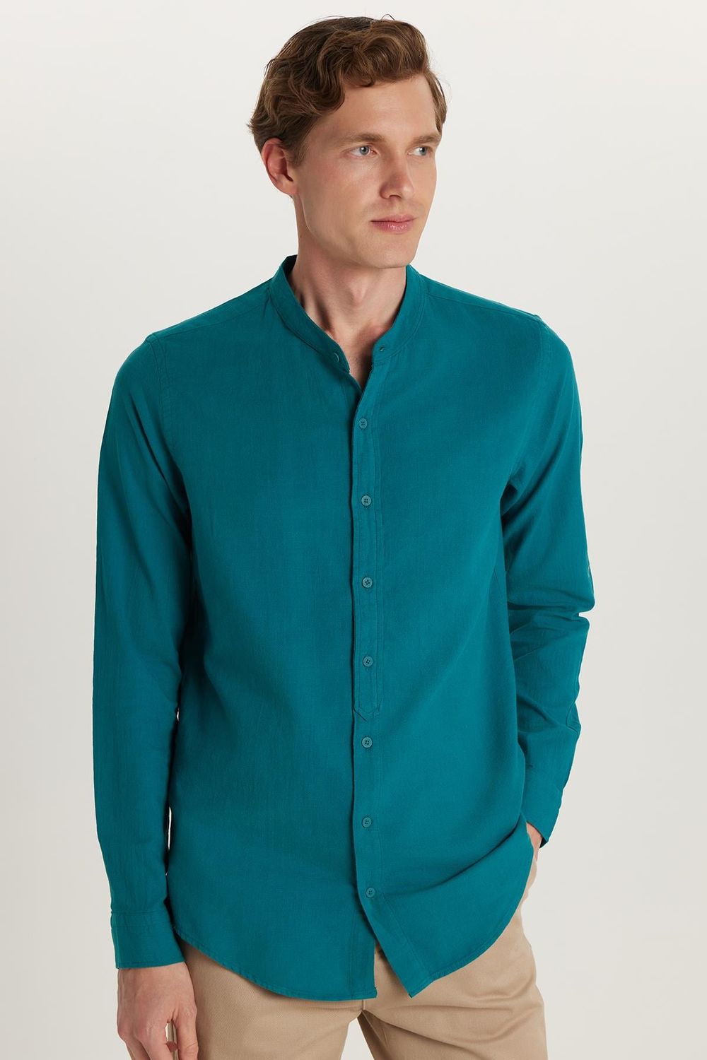 Erkek Slim Fit Dar Kesim Uzun Kollu %100 Pamuk Keten Doku Hakim Yaka Yeşil Gömlek
