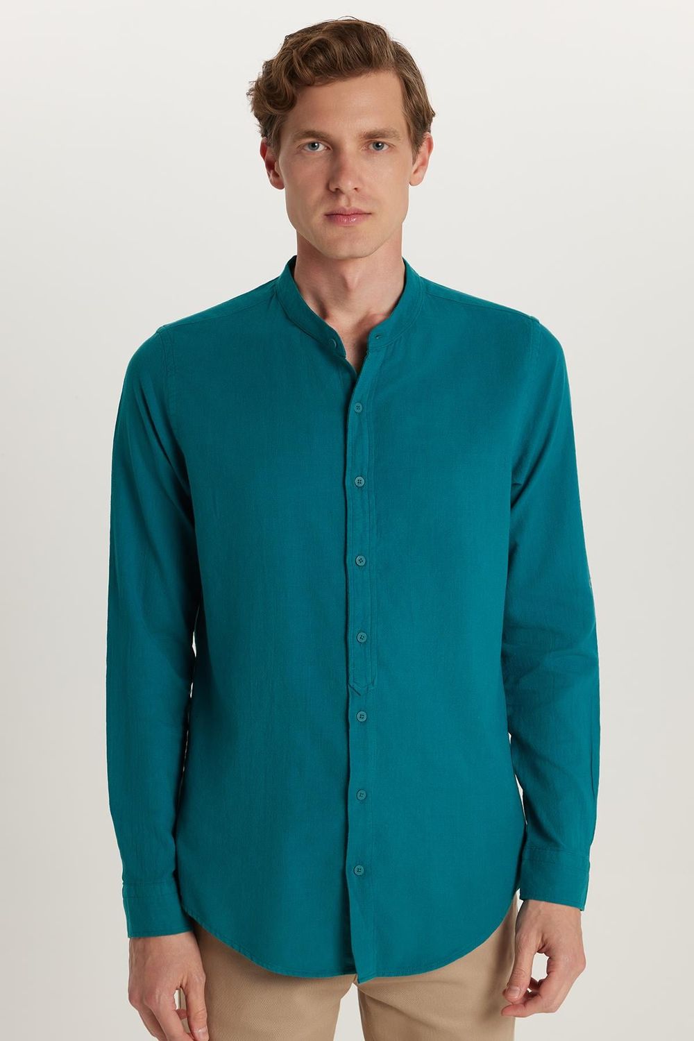 Erkek Slim Fit Dar Kesim Uzun Kollu %100 Pamuk Keten Doku Hakim Yaka Yeşil Gömlek