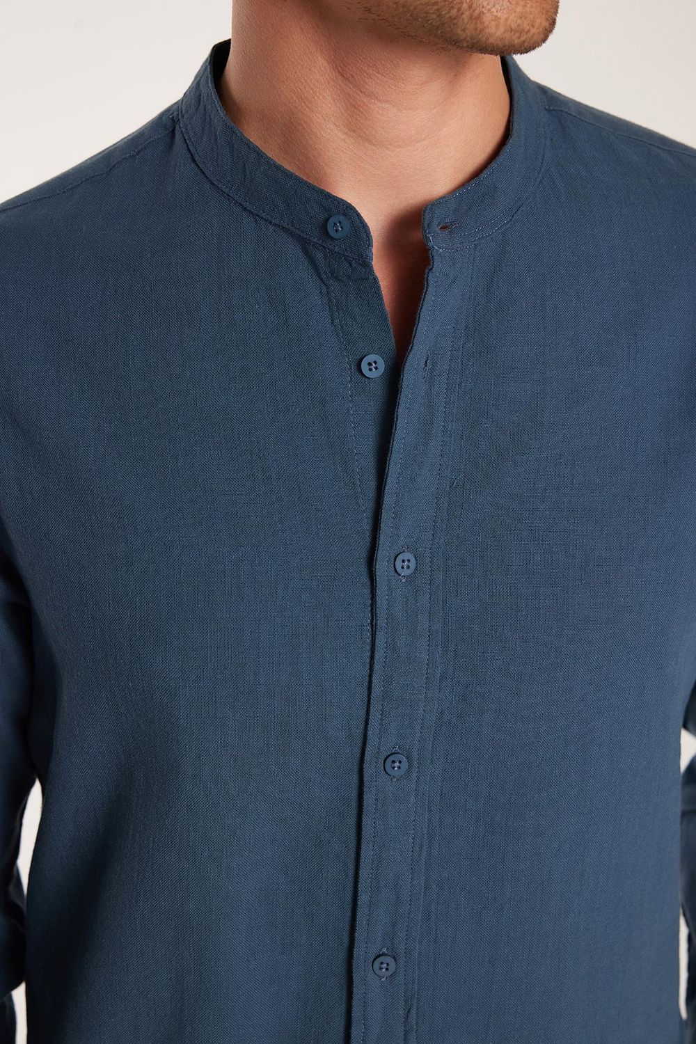 Erkek Slim Fit Dar Kesim Uzun Kollu %100 Pamuk Keten Doku Hakim Yaka Koyu Petrol Gömlek