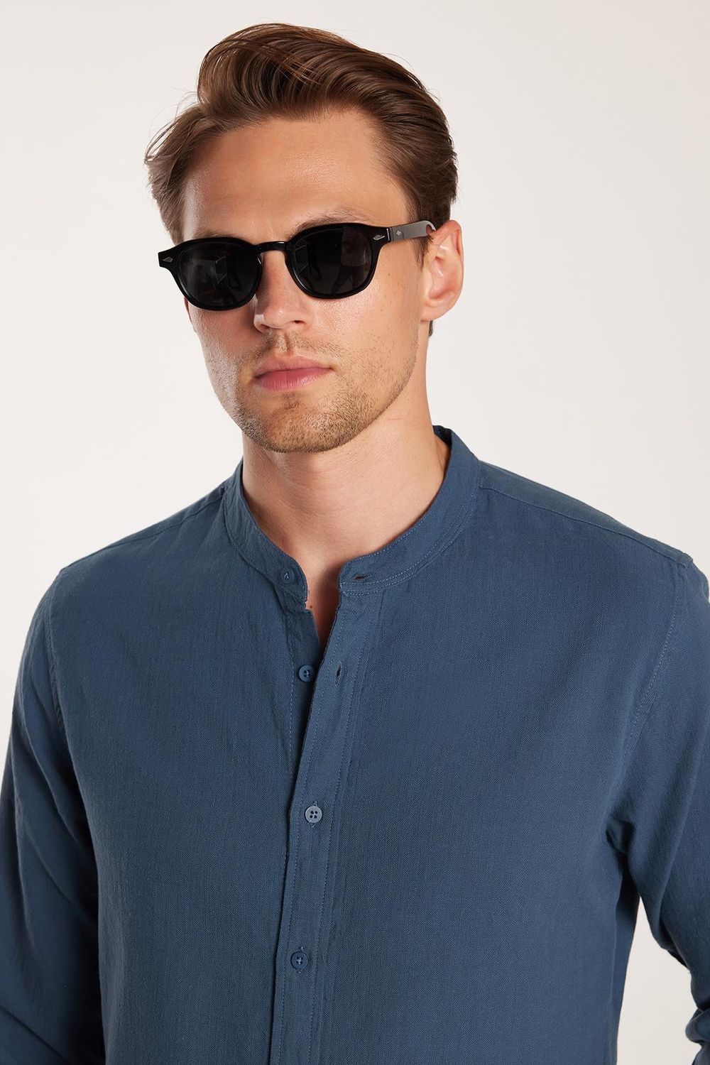 Erkek Slim Fit Dar Kesim Uzun Kollu %100 Pamuk Keten Doku Hakim Yaka Koyu Petrol Gömlek
