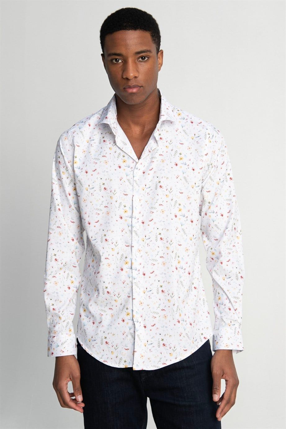 Slim Fit Dar Kesim Uzun Kol Likralı Baskılı Yüksek Yaka Erkek Gömlek