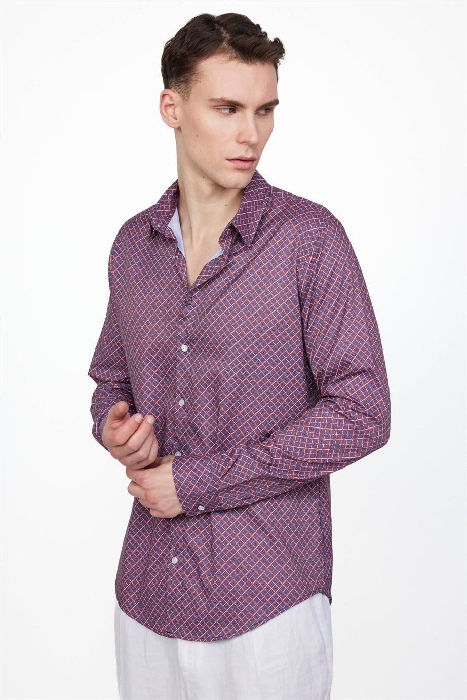 Slim Fit Dar Kesim Uzun Kol Likralı Baskılı Erkek Gömlek