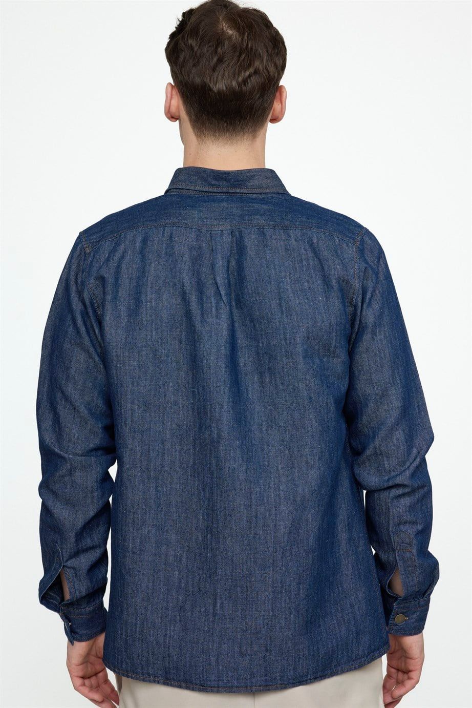Slim Fit Önü Parçalı Çift Cepli Pamuklu Kot Erkek Gömlek