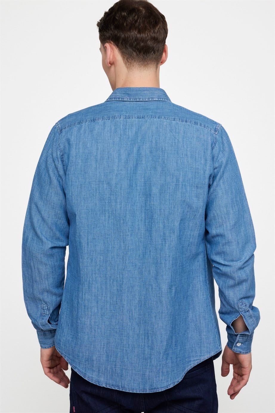 Slim Fit Dar Kesim Tek Cep Kapaklı Pamuklu Denim  Kot Gömlek