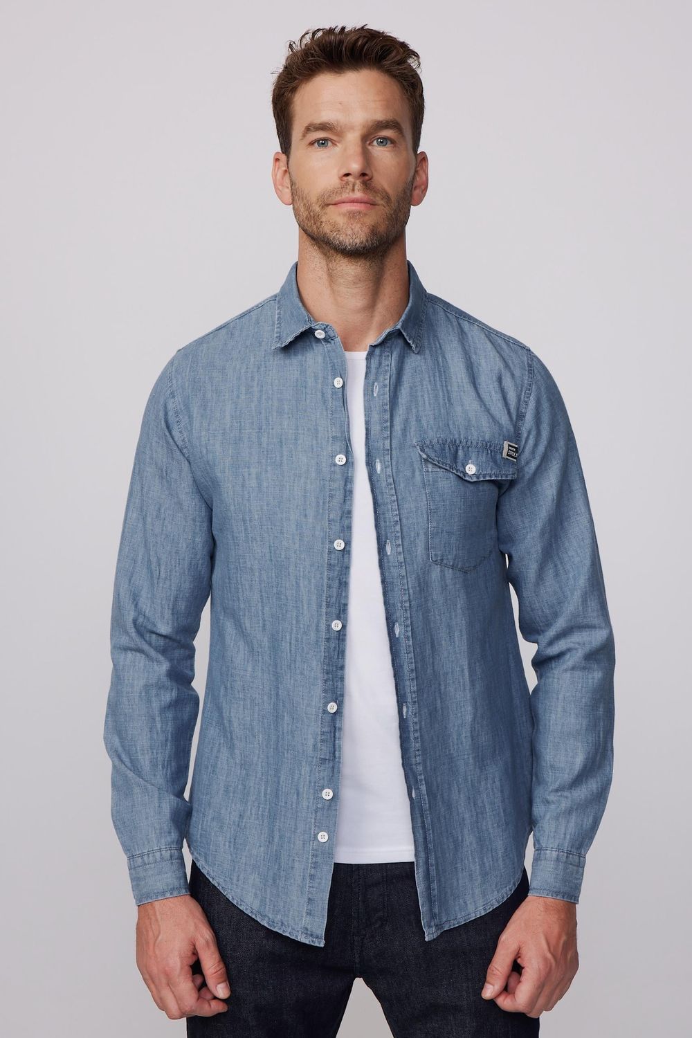 Slim Fit Dar Kesim Tek Cep Kapaklı Pamuklu Mavi Denim Kot Gömlek