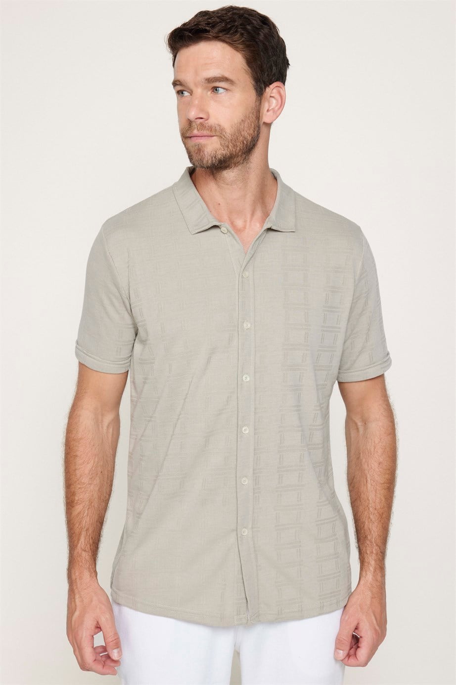 Erkek Slim Fit Kısa Kollu Desenli  Örme Taş Rengi Gömlek