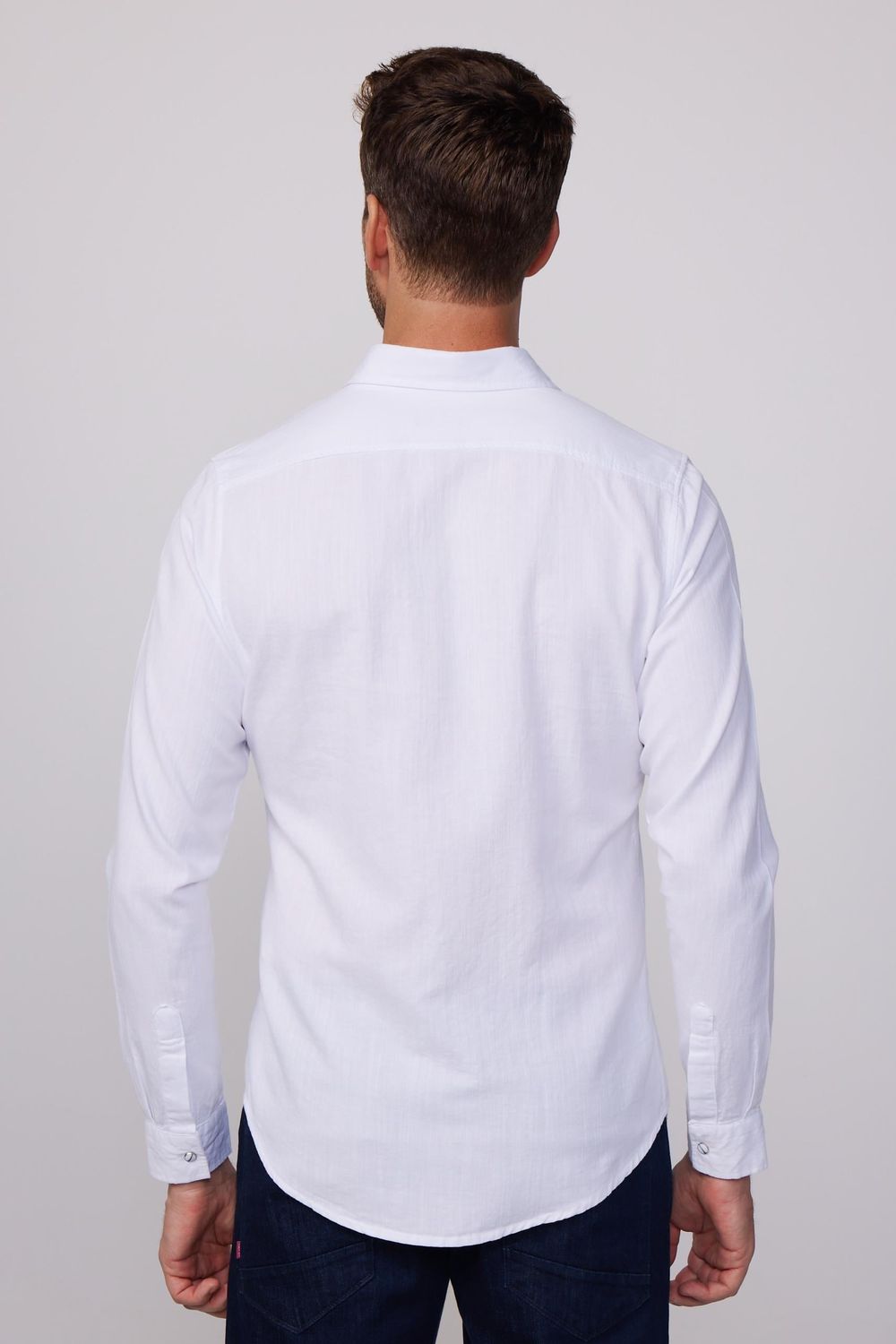 Slim Fit Çift Cep Kapaklı Çıtçıtlı Biyeli Pamuk Keten Beyaz Erkek Gömlek