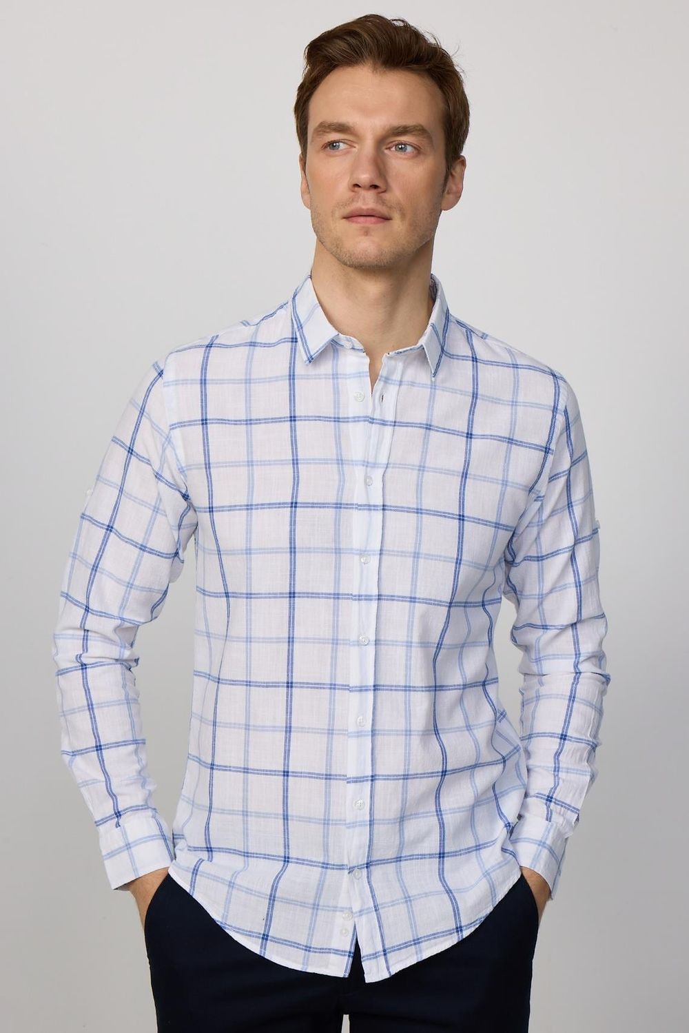 Slim Fit Dar Kalıp Kareli Keten Efekt Yazlık Beyaz Mavi Erkek Gömlek