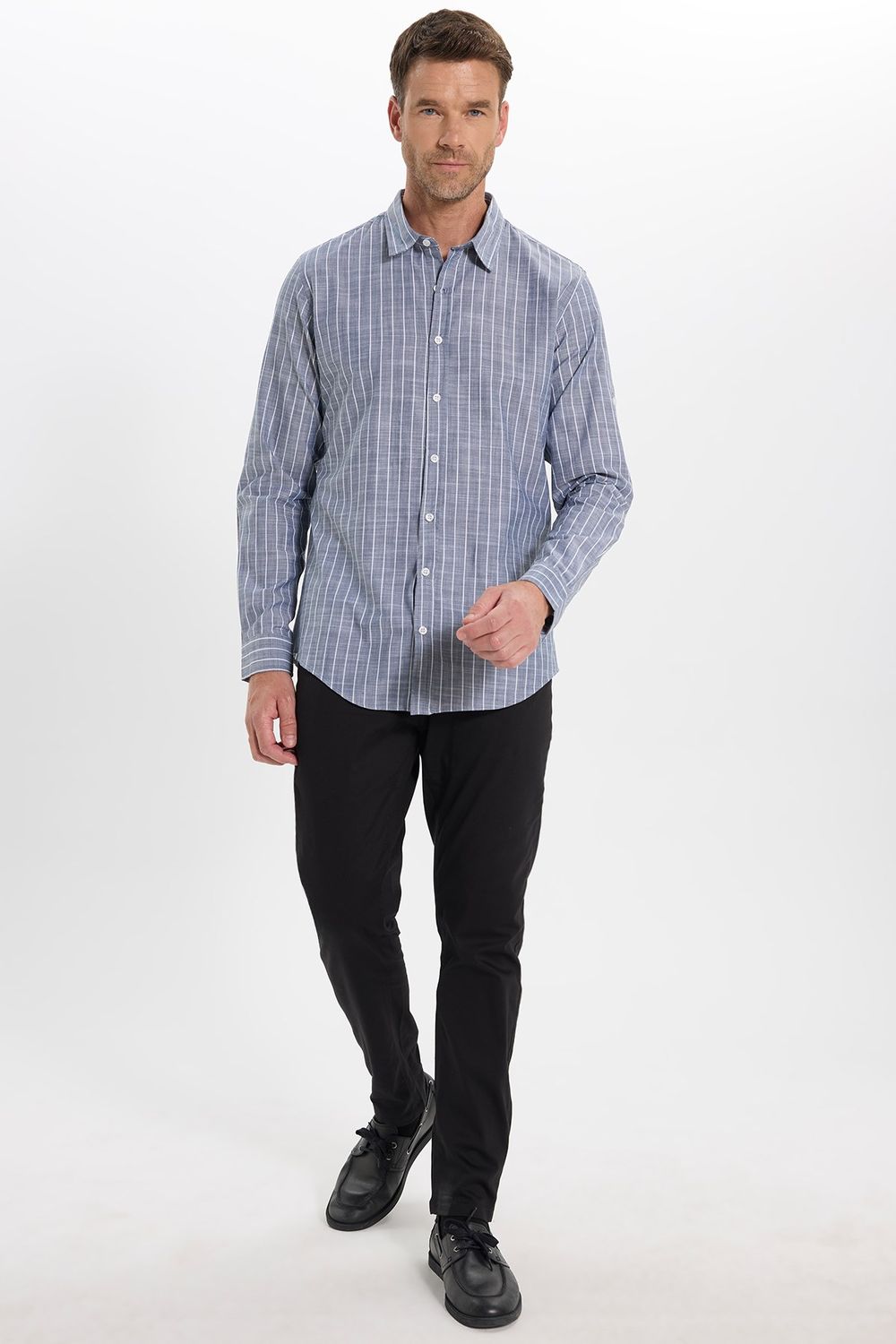 Erkek Slim Fit Dar Kesim Uzun Kollu %100 Pamuk Keten Doku Çizgili Gömlek