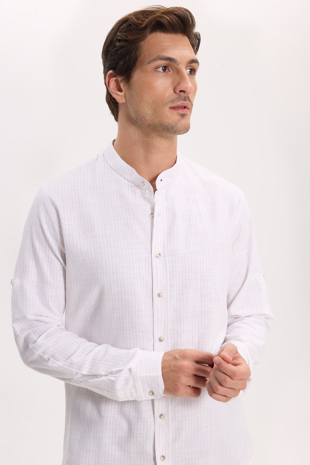 Erkek Slim Fit Dar Kesim Uzun Kollu %100 Pamuk Keten Doku Çizgili Hakim Yaka Gömlek