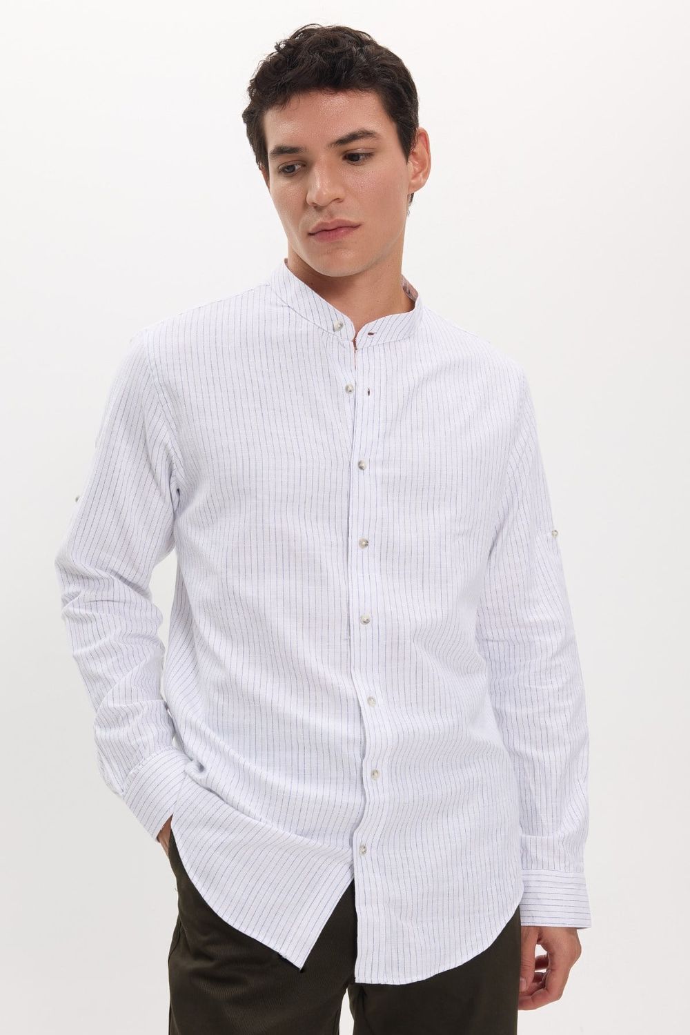 Erkek Slim Fit Dar Kesim Uzun Kollu %100 Pamuk Keten Doku Çizgili Hakim Yaka Gömlek