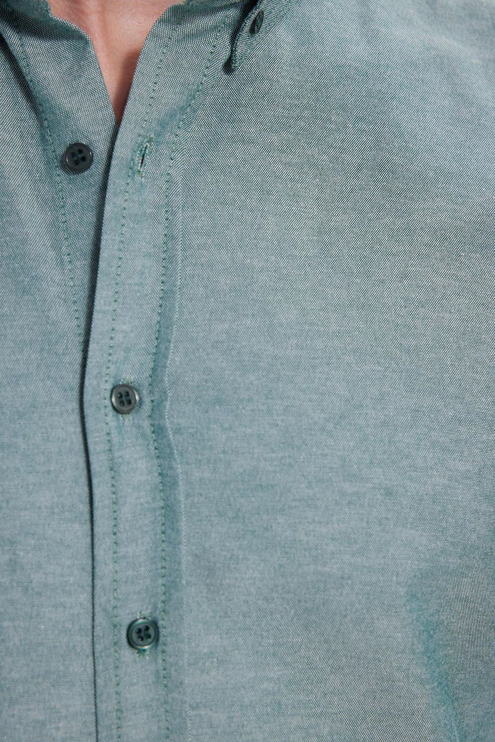 Erkek Slim Fit Dar Kesim Uzun Kollu Pamuklu Oxford Doku Kolay Ütü Yeşil Düğmeli Yaka Gömlek