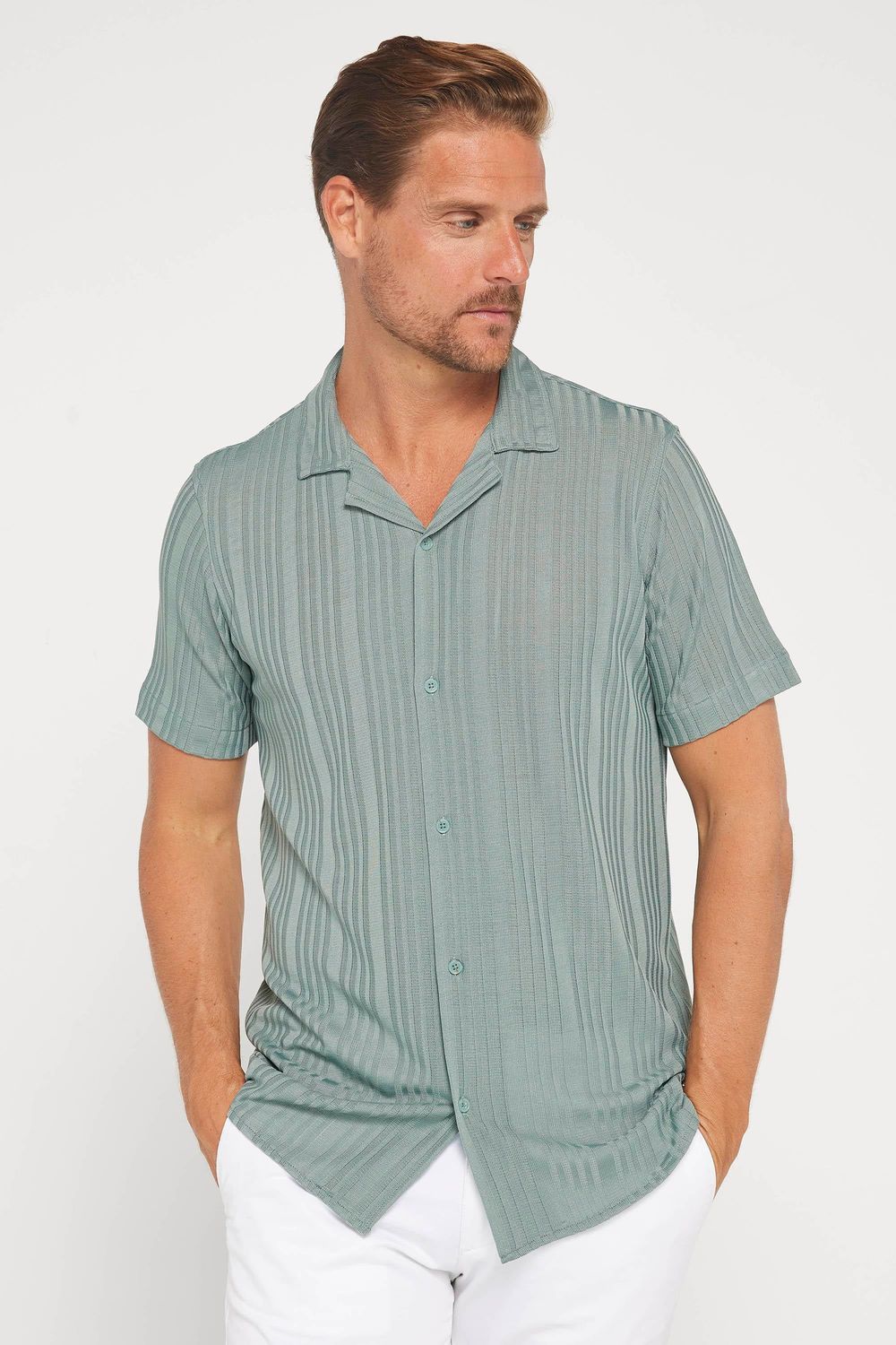 Erkek Slim Fit Dar Kesim Kısa Kollu Örme Kumaş Yazlık Yeşil Apaş Yaka Gömlek