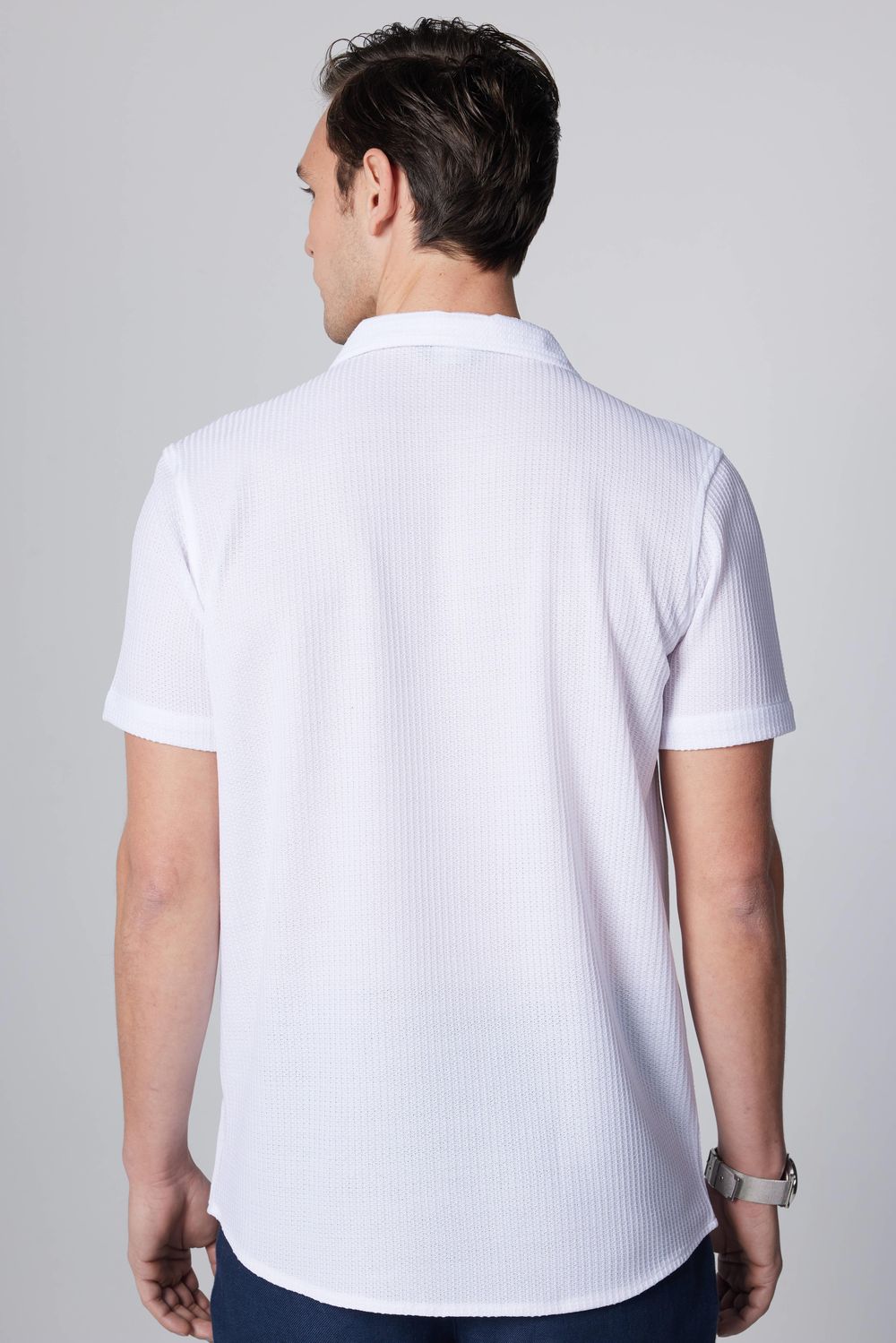 Slim Fit Dar Kesim Kısa Kollu Apaj Yaka Örme Kumaş Yazlık Beyaz Erkek Gömlek