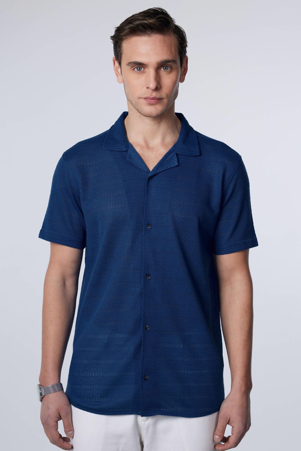 Slim Fit Dar Kesim Kısa Kollu Apaj Yaka Örme Kumaş Yazlık İndigo Erkek Gömlek