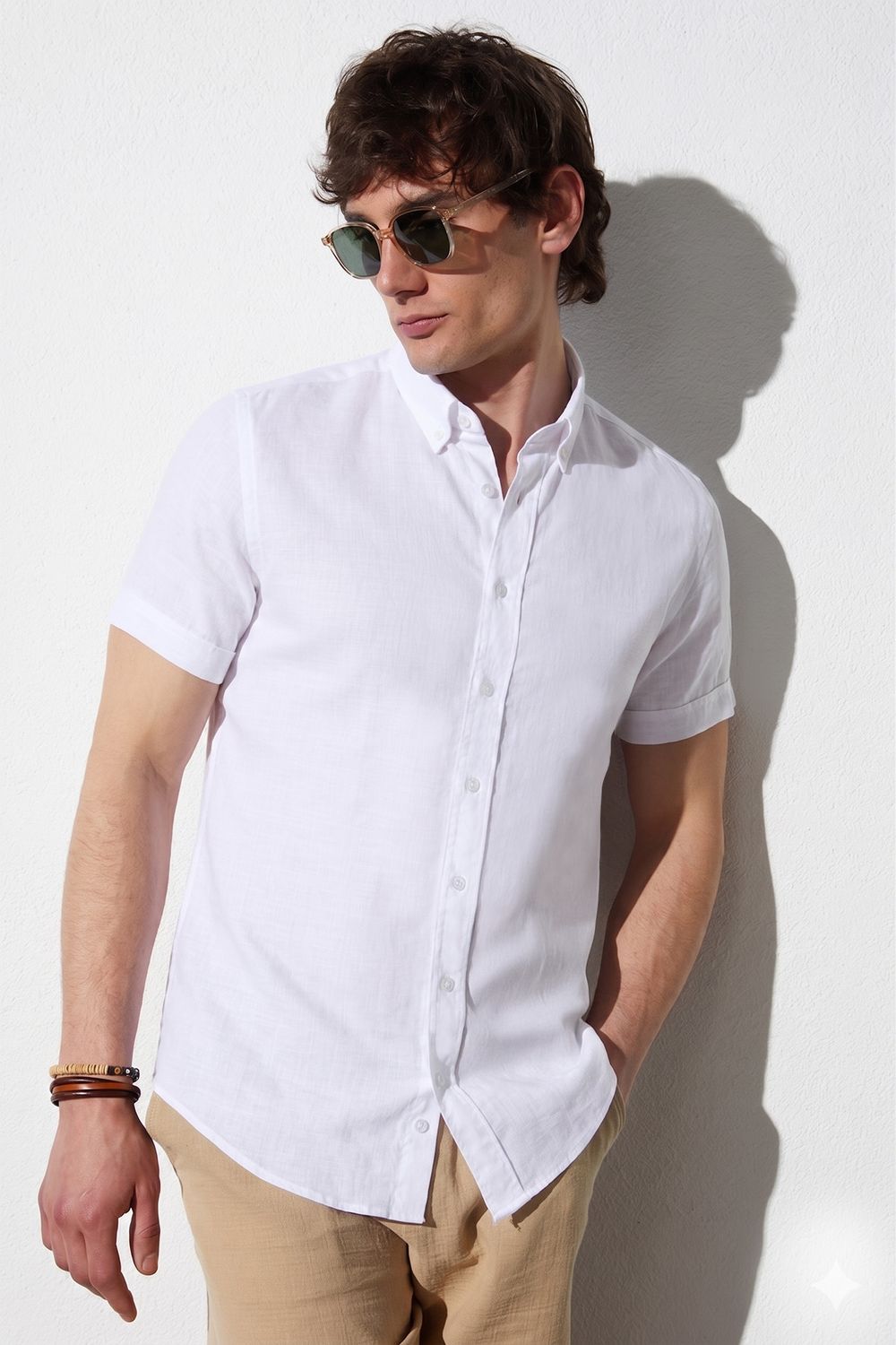 Erkek Slim Fit Dar Kesim Kısa Kollu %100 Pamuk Keten Doku Beyaz Düğmeli Yaka Gömlek