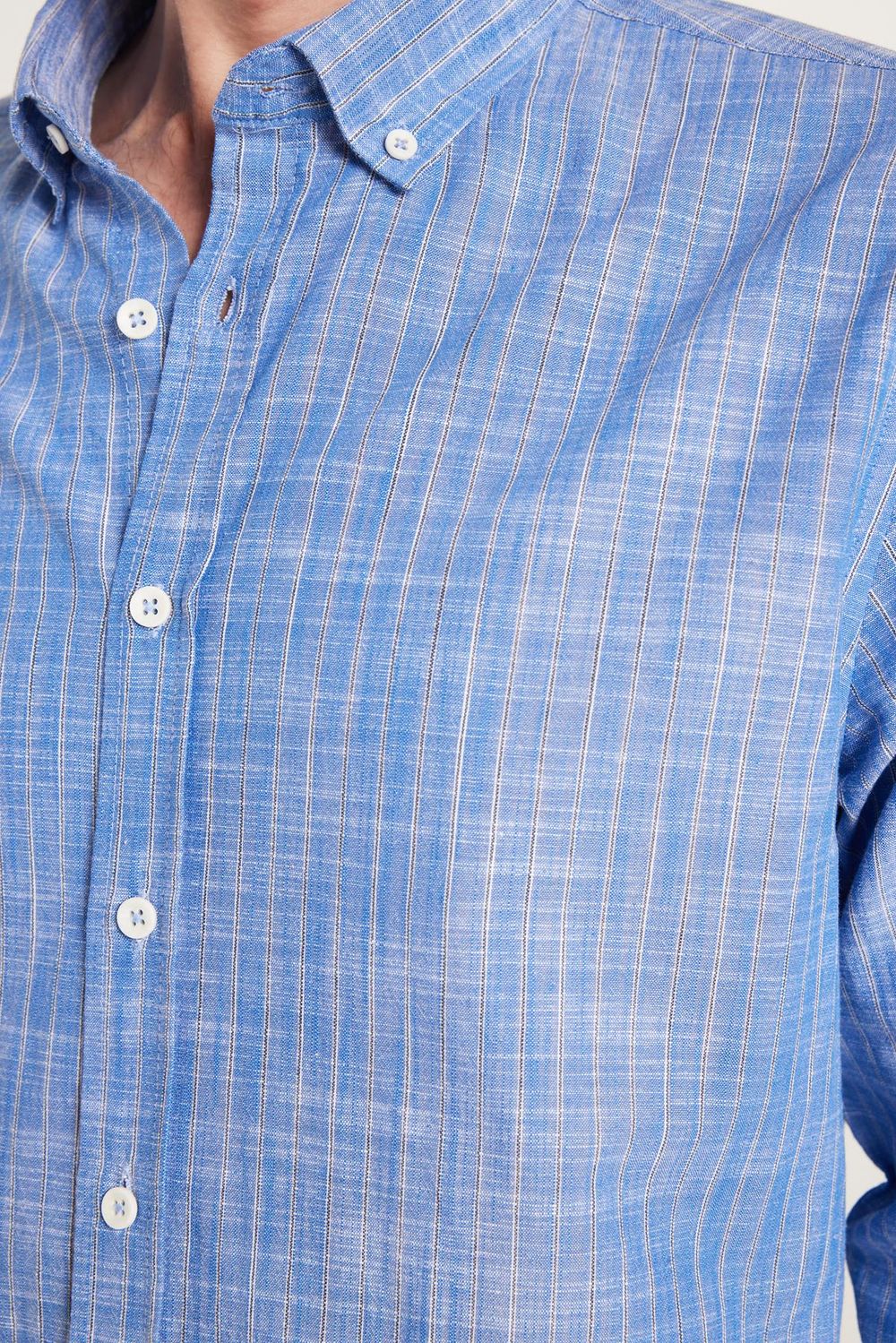 Erkek Slim Fit Dar Kesim Uzun Kol Düğmeli Spor Yaka Keten Efekt %100 Pamuk Çizgili Yazlık Gömlek