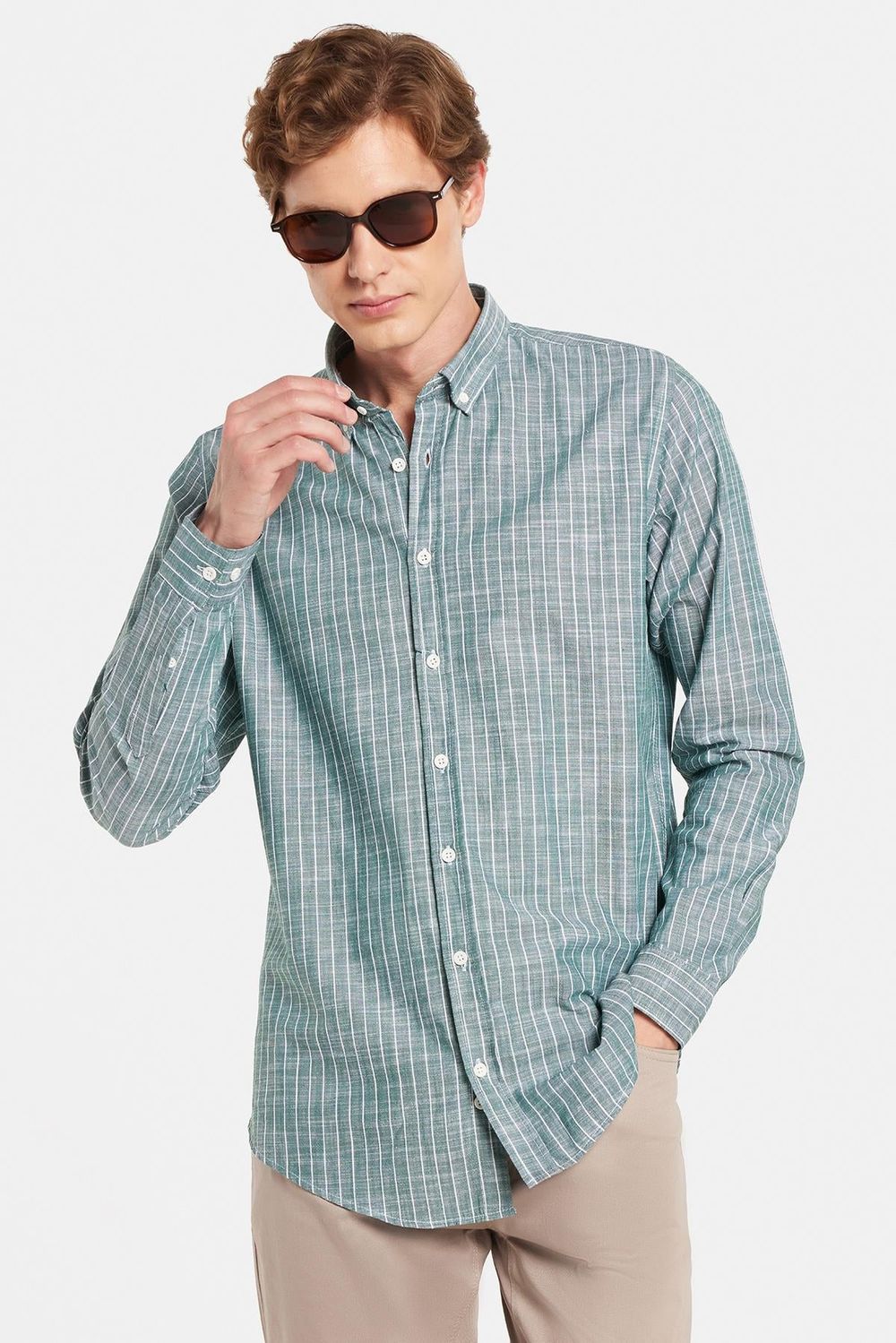 Erkek Slim Fit Dar Kesim Uzun Kol Düğmeli Spor Yaka Keten Efekt %100 Pamuk Çizgili Yazlık Gömlek