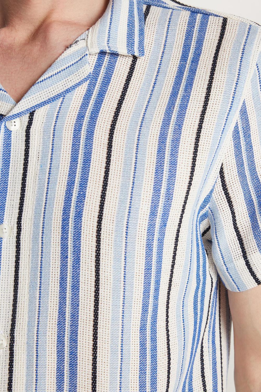 Erkek Slim Fit Dar Kesim Pamuklu Rahat Kullanım Çizgili Kısa Kollu Apaş Yaka Gömlek