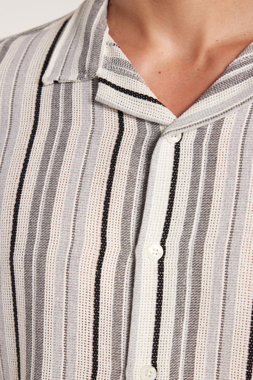 Erkek Slim Fit Dar Kesim Pamuklu Rahat Kullanım Çizgili Kısa Kollu Apaş Yaka Gömlek