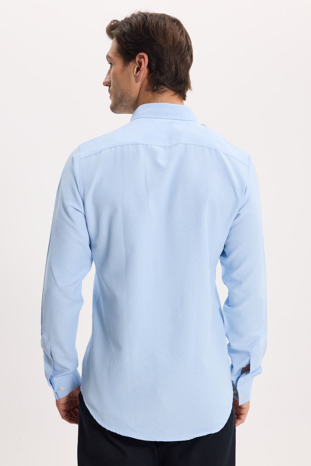 Erkek Slim Fit Dar Kesim Düz Oxford Armalı Düğmeli Yaka Mavi Spor Gömlek