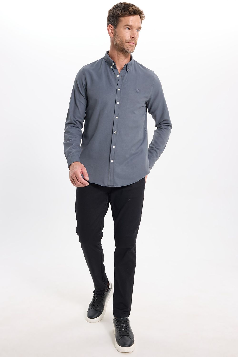 Erkek Slim Fit Dar Kesim Düz Oxford Armalı Düğmeli Yaka Antrasit Spor Gömlek