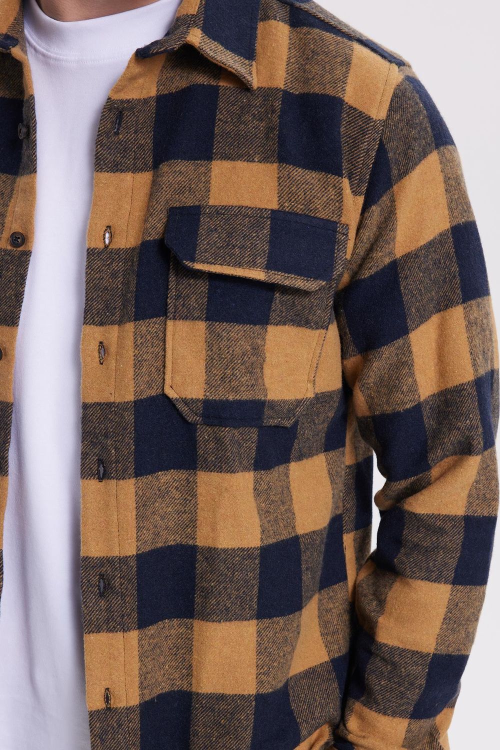 Erkek Slim Fit Dar Kesim Uzun Kollu Kapaklı Çift Cepli Kareli Kışlık Oduncu Gömlek