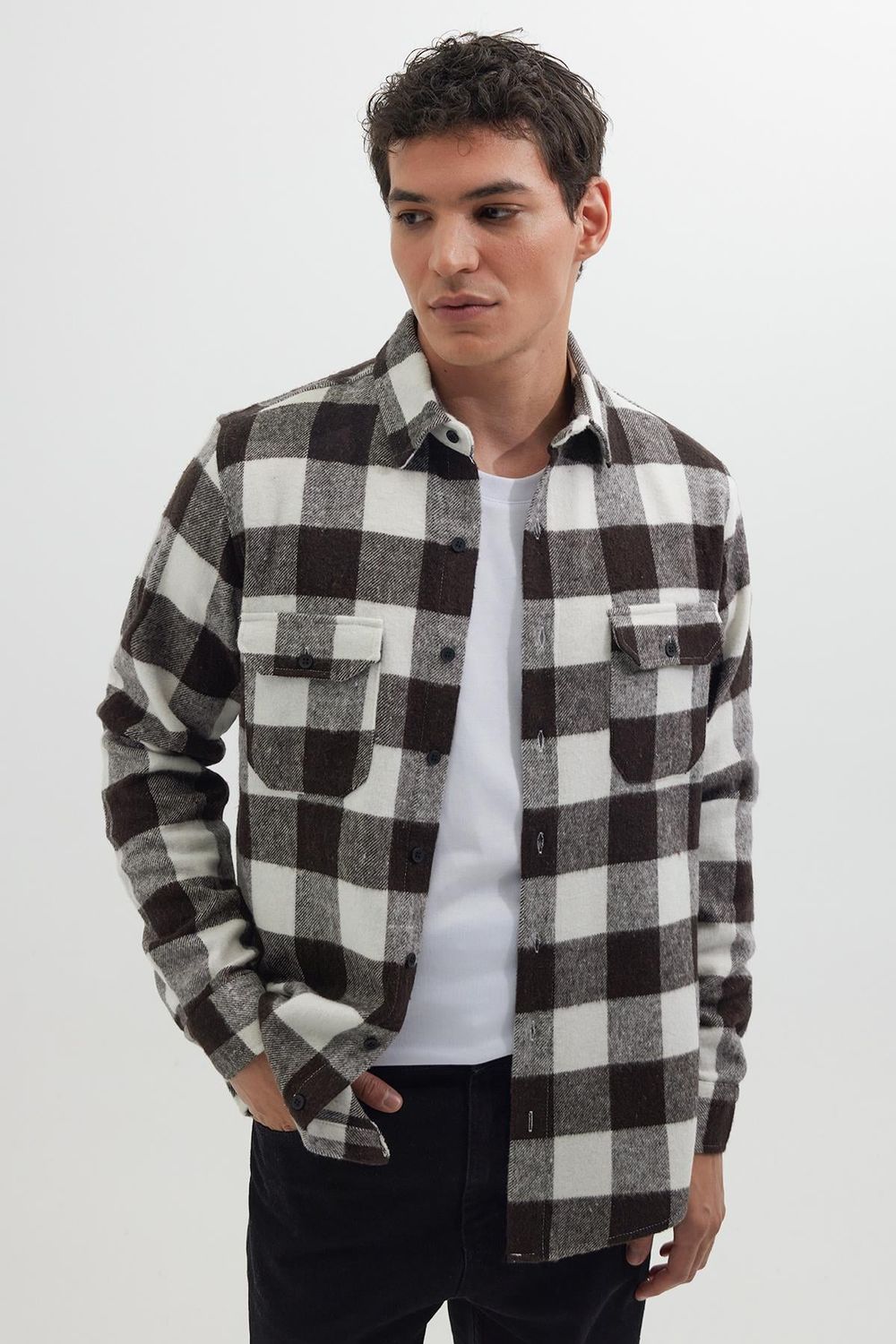 Erkek Slim Fit Dar Kesim Uzun Kollu Kapaklı Çift Cepli Kareli Kışlık Oduncu Gömlek